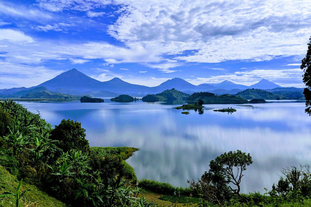 Mount Muhavura hiking Uganda